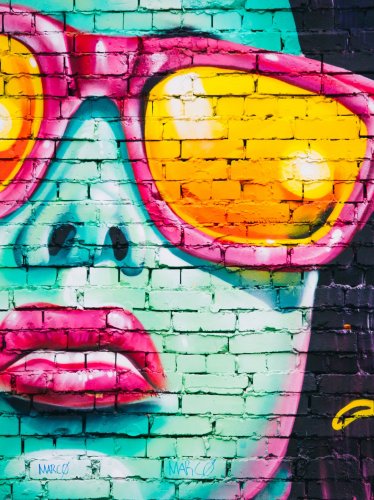 Girl With Sunglasses Graffiti iPad Wallpaper