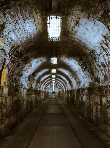 Budapest Graffiti Tunnel iPad Wallpaper