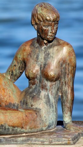 Bronze Woman Statue Mobile Wallpaper