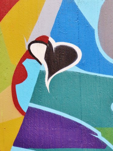 Heart Graffiti iPad Wallpaper